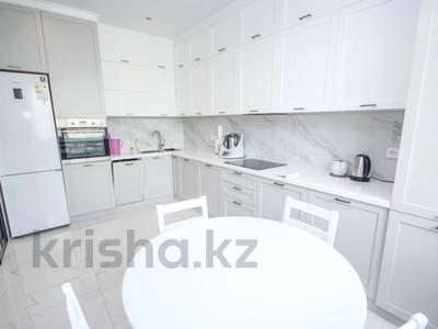 2-бөлмелі пәтер · 77 м² · 9/13 қабат, Толе би 189/3, бағасы: ~ 60 млн ₸ в Алматы, Алмалинский р-н