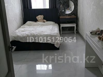 Жеке үй · 4 бөлме · 140 м² · 5 жүзд., Акниет 8/2 — Находится возле парка, бағасы: 17 млн ₸ в Акколе