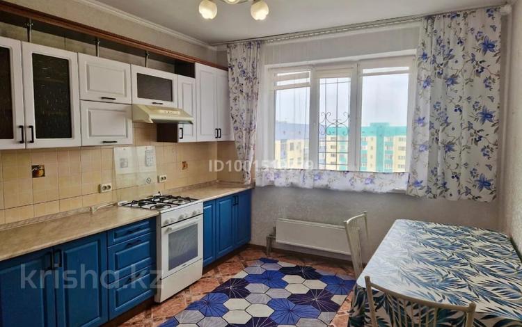 3-комнатная квартира · 92 м² · 10/10 этаж, мкр Акбулак, Чуланова 127 за 42 млн ₸ в Алматы, Алатауский р-н — фото 2
