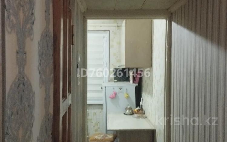 1-бөлмелі пәтер · 32 м² · 1/5 қабат, 17-й микрорайон, 17-й микрорайон 14 — Шаяхметова и Жандосова, бағасы: 13.5 млн ₸ в Шымкенте, Аль-Фарабийский р-н — фото 2