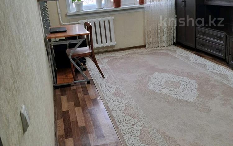 3-бөлмелі пәтер · 62 м² · 3/5 қабат, 6 мкр 12 — 3 этаж, бағасы: 11 млн ₸ в Степногорске — фото 2