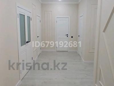 3-бөлмелі пәтер · 125 м² · 4/5 қабат, мкр. Алтын орда, Ораза Татеулы 19Б, бағасы: 44.5 млн ₸ в Актобе