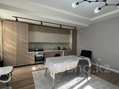 3-бөлмелі пәтер · 136 м² · 7/10 қабат, 17-й мкр 21, бағасы: 49 млн ₸ в Актау