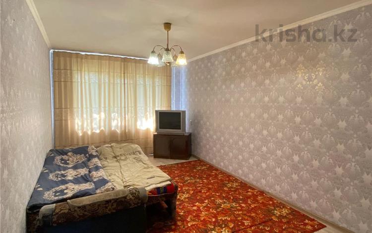 2-комнатная квартира · 48 м² · 1/5 этаж, Майкудук, 17й микрорайон за 9.7 млн ₸ в Караганде, Алихана Бокейханова р-н — фото 2