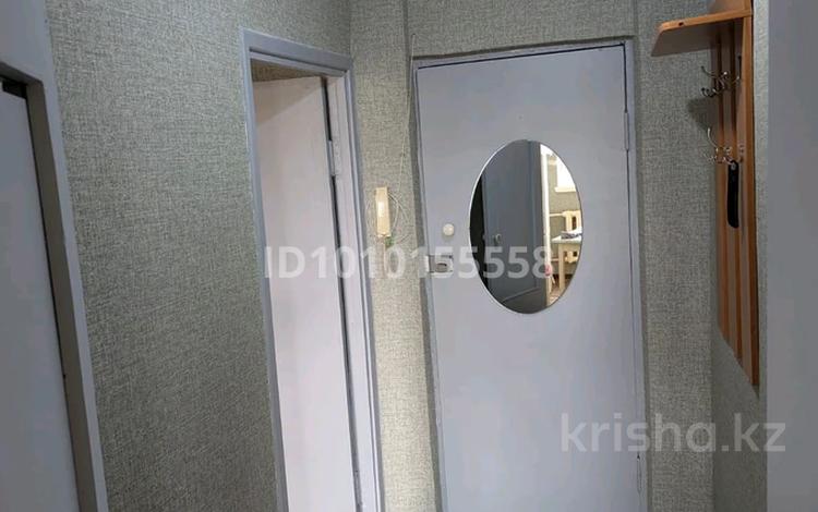 1-бөлмелі пәтер · 40 м² · 5/5 қабат, Розыбакиева 94, бағасы: 10 000 ₸ в Алматы, Алмалинский р-н — фото 2