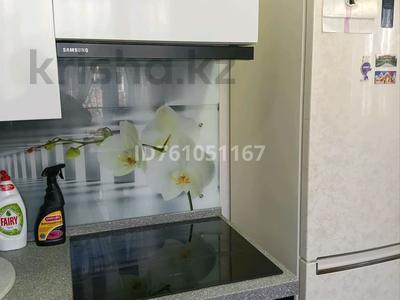 3-комнатная квартира · 59.5 м² · 2/5 этаж, 40 квартал 3 — Эйкас за 24 млн 〒 в Семее