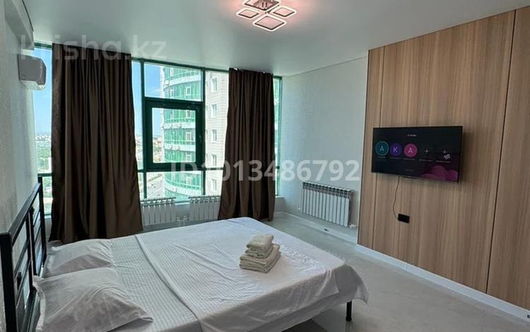 1-бөлмелі пәтер · 50 м² · 19/25 қабат, мкр 11 112в — Аквапарк. центр города. 12-й микрорайон, бағасы: 14 000 ₸ в Актобе — фото 2