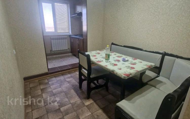 2-комнатная квартира · 56 м² · 5/5 этаж, 16-й микрорайон 24 — 16 Мкр за 150 000 ₸ в Шымкенте, Аль-Фарабийский р-н — фото 2