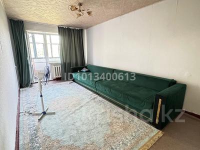 2-бөлмелі пәтер · 44.6 м² · 3/5 қабат, 14-шағынаудан 17, бағасы: 10 млн ₸ в Караганде, Алихана Бокейханова р-н