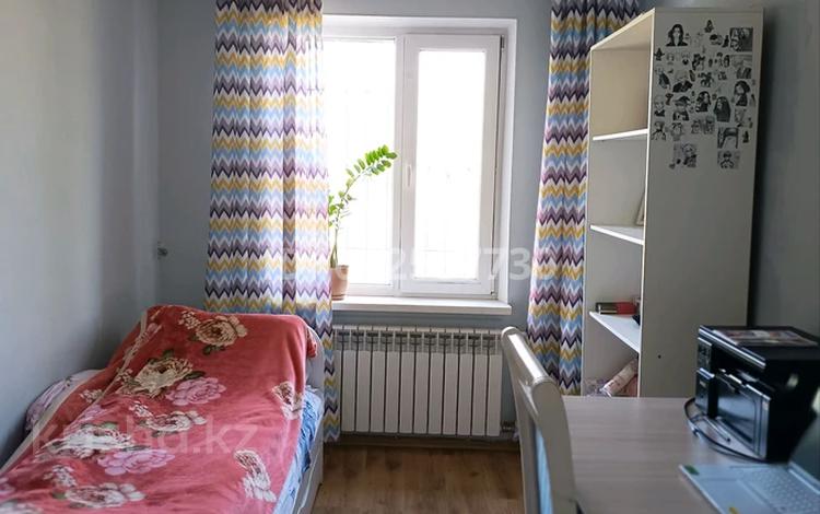 3-комнатная квартира · 60 м² · 5/5 этаж, мкр Казахфильм 22 за 43 млн ₸ в Алматы, Бостандыкский р-н — фото 2