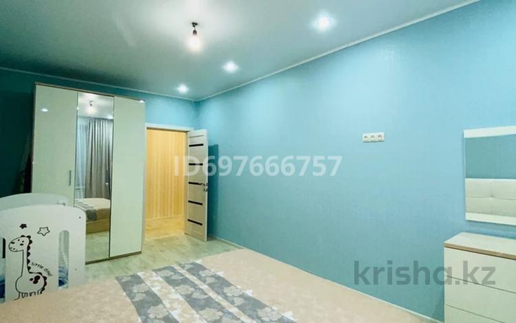 2-бөлмелі пәтер · 69 м² · 9/9 қабат, мкр Кадыра Мырза-Али — Сырым датова, бағасы: 220 000 〒 в Уральске — фото 2