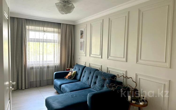 3-комнатная квартира · 60 м² · 5/5 этаж, пр. Н. Абдирова за 30 млн ₸ в Караганде, Казыбек би р-н — фото 9
