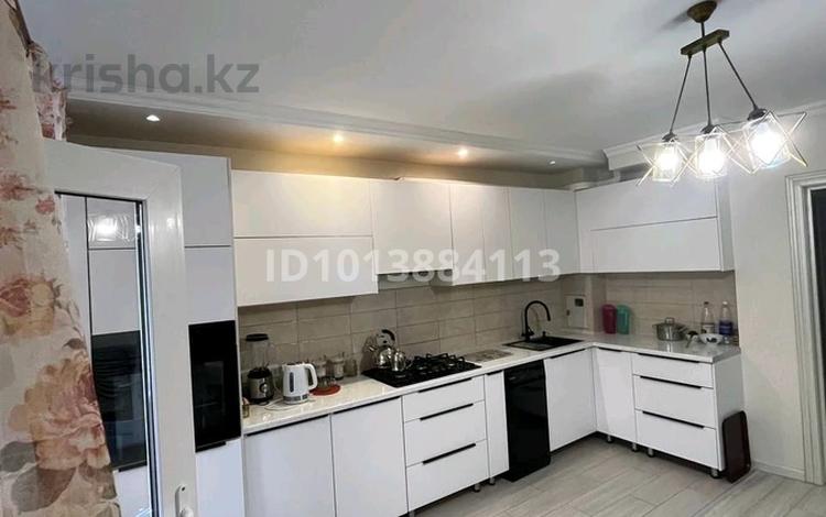 3-бөлмелі пәтер · 137 м² · 2/9 қабат, Кулманова 107 — ТРЦ Байзар, бағасы: 58.5 млн ₸ в Атырау — фото 27