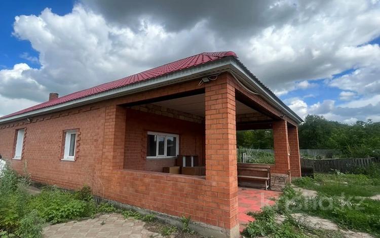 Отдельный дом · 4 комнаты · 120 м² · 100 сот., С/к Гаухар 50 за 25 млн ₸ в Актобе — фото 2