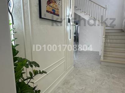 Жеке үй · 5 бөлме · 154 м² · 3 жүзд., Самал, бағасы: ~ 70.1 млн ₸ в Уральске