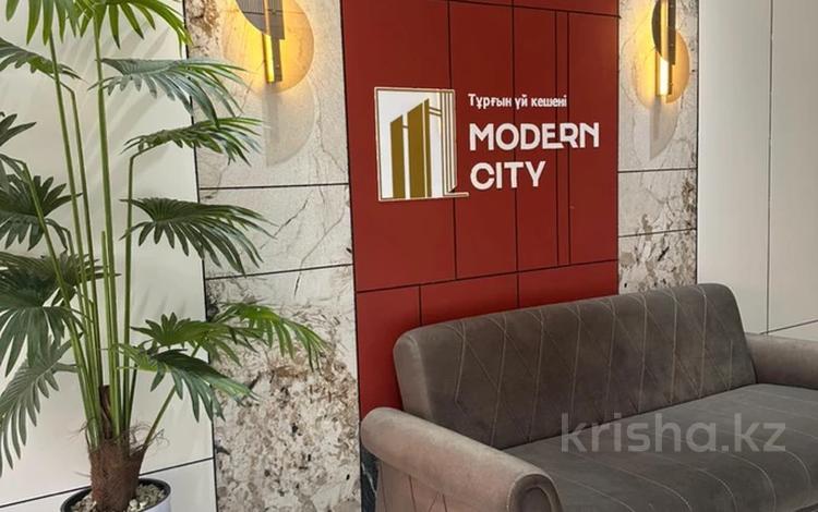 3-бөлмелі пәтер · 85.6 м² · 9/9 қабат, 189 квартал 25A, бағасы: 35.2 млн ₸ в Шымкенте, Каратауский р-н — фото 2