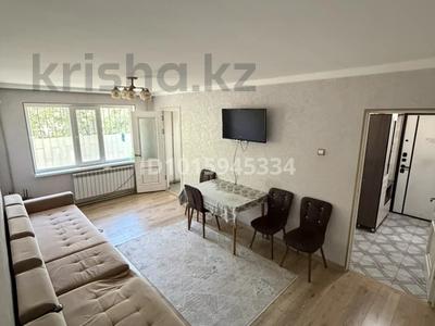 3-комнатная квартира · 60 м² · 1/5 этаж, 8-й микрорайон 35 — 23 мектеп за 230 000 ₸ в Шымкенте, Туран р-н