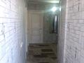 3-комнатная квартира · 64 м² · 5/5 этаж, Майкудук, Майкудук, 11а микрорайон 5 за 14.5 млн ₸ в Караганде, Алихана Бокейханова р-н — фото 2