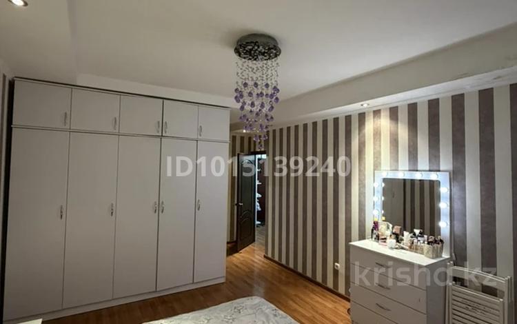 2-комнатная квартира · 80 м² · 20/25 этаж, Абиша Кекилбайулы 270 — Рядом Меги за 300 000 ₸ в Алматы, Бостандыкский р-н — фото 5