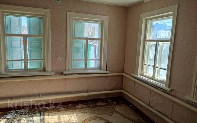 Отдельный дом • 2 комнаты • 60 м² • 3.8 сот., Назарбаева за 9.9 млн 〒 в Костанае — фото 2