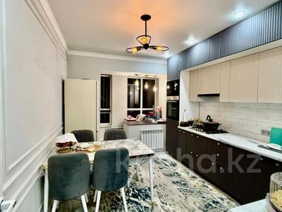 2-комнатная квартира · 66.7 м² · 4/5 этаж, мкр Болашак, Бокенбай батыра 155/5 за 27.5 млн 〒 в Актобе