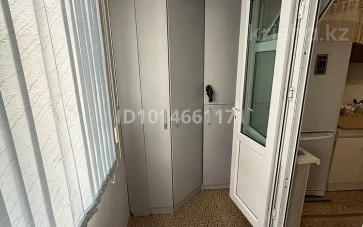 2-бөлмелі пәтер · 50 м² · 3/5 қабат, Аль-Фараби 49 — Алтынсарина Аль-Фараби, бағасы: 11.5 млн ₸ в Кентау — фото 2
