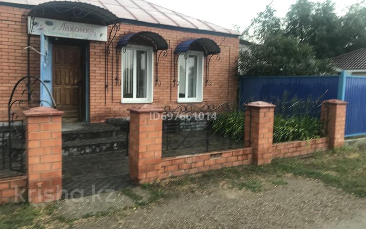 Действующий бизнес. пекарня— кондитерская. ЛАКОМКА · 851 м², бағасы: 80 млн 〒 в Мартуке — фото 2