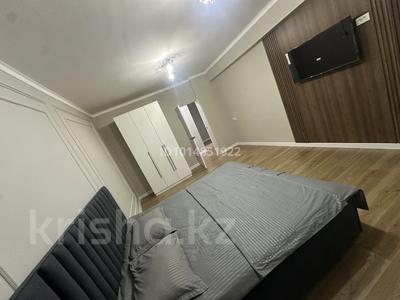 1-комнатная квартира · 46 м² · 3/6 этаж, Скаткова 112 — Жк Самал центр города за 15 000 ₸ в 