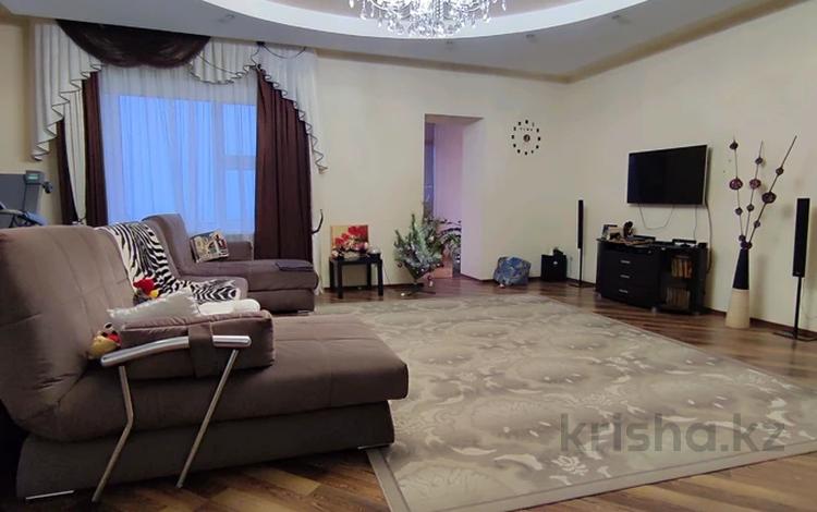 4-бөлмелі пәтер · 172.5 м² · 5/7 қабат, Ескалиева 293/1, бағасы: 60 млн ₸ в Уральске — фото 3