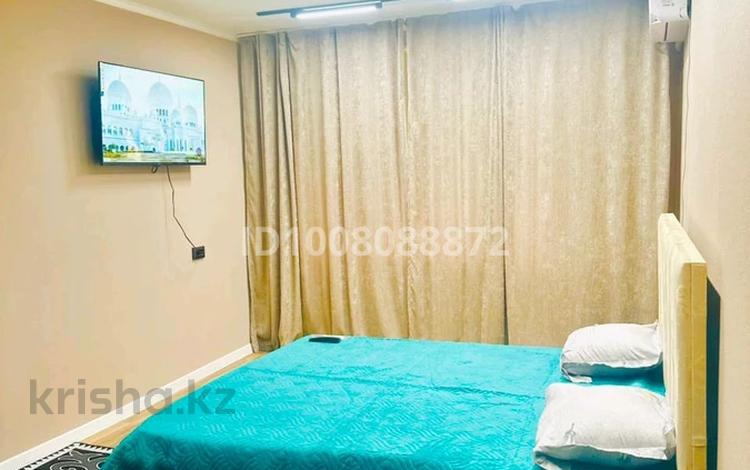 1-комнатная квартира · 40 м² · 3/5 этаж, Маметова 60 — Казииту,Вокзал за 12 000 ₸ в Уральске, мкр Школьник — фото 2