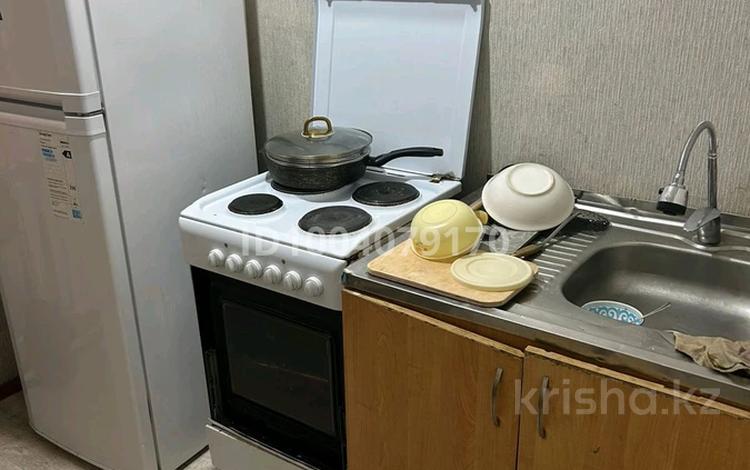 1-комнатная квартира · 35 м² · 5/5 этаж, Республики 6 за 110 000 ₸ в Караганде, Казыбек би р-н — фото 2