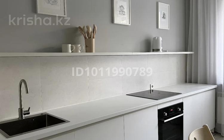 2-комнатная квартира · 70 м² · 3/16 этаж, ул. Шевченко 88 за 500 000 ₸ в Алматы, Алмалинский р-н — фото 19