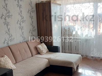 3-комнатная квартира, 60 м², 3/5 этаж, 5 мкр 9 за 13 млн 〒 в Лисаковске