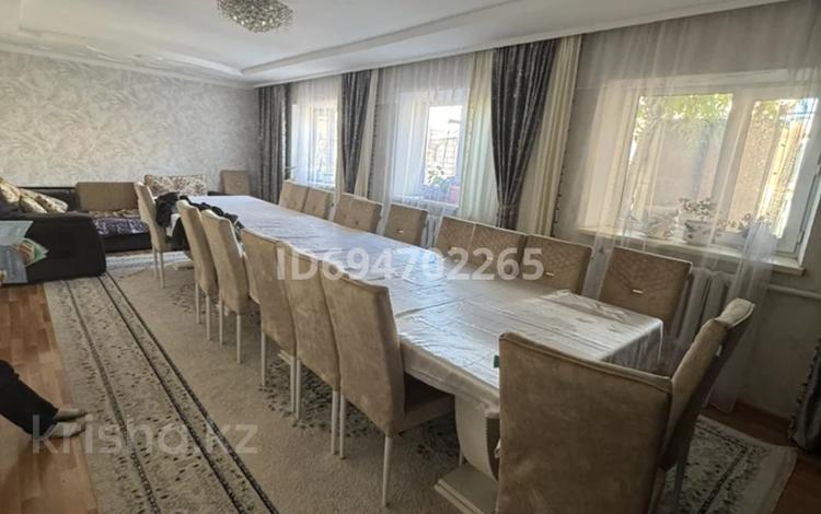 Отдельный дом · 4 комнаты · 90 м² · 3 сот., Шернияза 115А — Конаева за 17 млн ₸ в Актобе, мкр. Курмыш — фото 10