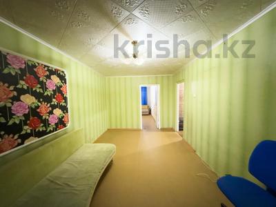 2-бөлмелі пәтер · 46 м² · 4/5 қабат, Конаева, бағасы: 14.5 млн ₸ в Талдыкоргане, мкр Самал