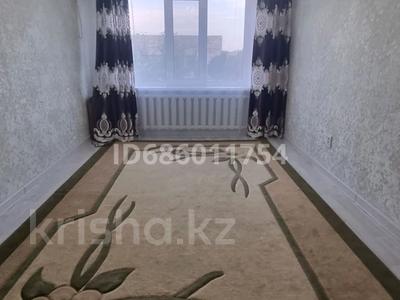 2-бөлмелі пәтер · 56 м² · 5/5 қабат, Қонаев ш/а., бағасы: 17 млн ₸ в Уральске, мкр Кунаева