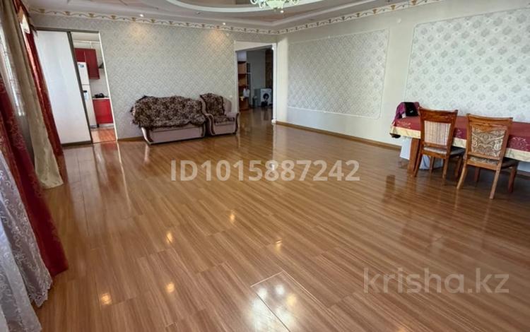 3-бөлмелі пәтер · 150 м² · 4/5 қабат, проспект А.Молдагуловой 36 — напротив гипермаркета Дина, бағасы: 50 млн ₸ в Актобе — фото 2
