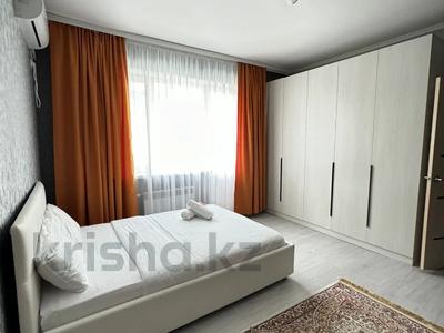 1-комнатная квартира · 50 м² · 1/5 этаж, Жарбосынова 87Б за 12 000 ₸ в Атырау