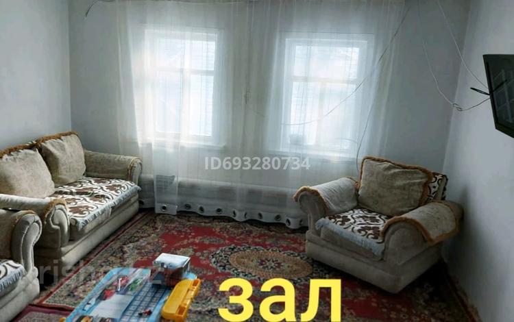 Отдельный дом • 3 комнаты • 60 м² • 100 сот., Тджадешкшп за 2 млн 〒 в Семее — фото 2