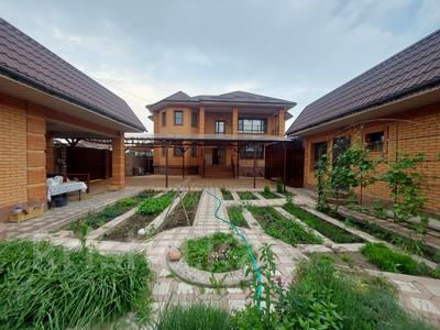 Отдельный дом • 5 комнат • 550 м² • 8 сот., Алтай 21 за 190 млн 〒 в Кыргауылдах