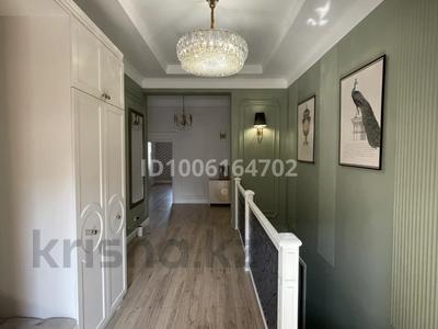 Отдельный дом · 6 комнат · 220 м², Аль Фараби 120/24 за 2.5 млн 〒 в Алматы, Бостандыкский р-н