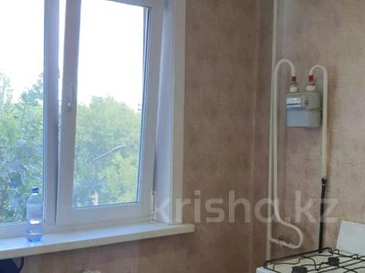2-комнатная квартира · 46 м² · 4/5 этаж, абая за 15.6 млн 〒 в Петропавловске