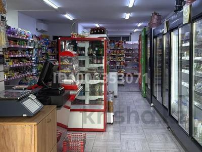 Свободное назначение, магазины и бутики · 83 м² за 60 млн 〒 в Актобе, мкр 12