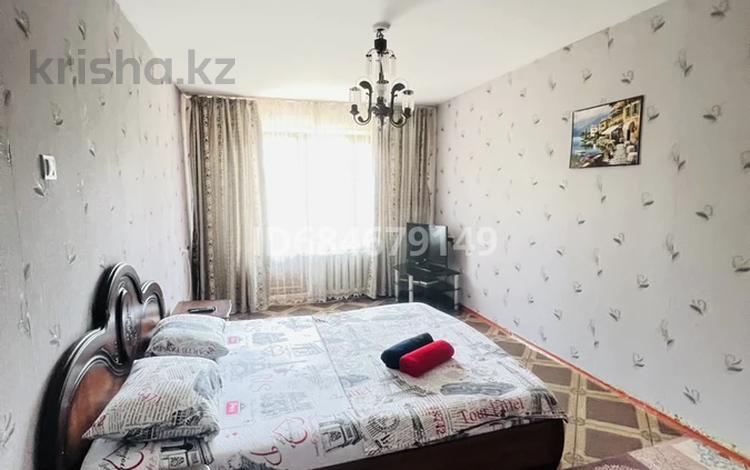 1-комнатная квартира, 32 м² посуточно, мкр Орбита-4 за 10 000 〒 в Алматы, Бостандыкский р-н — фото 2