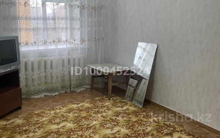 1-бөлмелі пәтер · 30 м² · 4/5 қабат, мкр Шанхай, Санкибай Батыра 157 — Санкибай батыра-Макаренко, бағасы: 100 000 ₸ в Актобе — фото 2