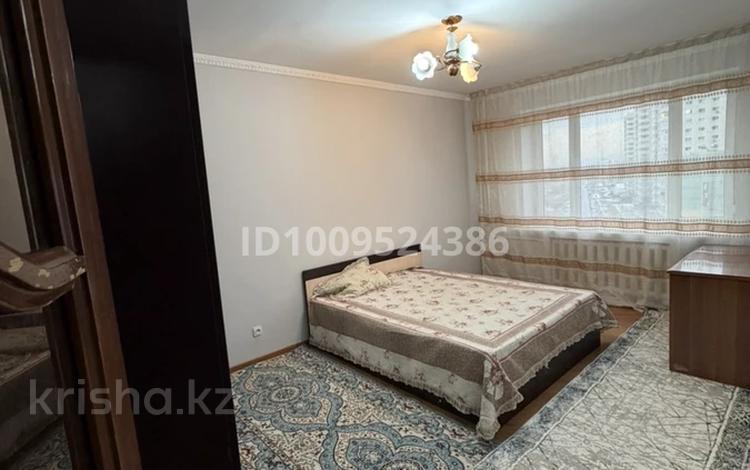 4-бөлмелі пәтер · 105 м² · 8/9 қабат, мкр Мамыр-7 9 — По улице Б.Момышулы между Абай и Шаляпина прямо на против ТРЦ Спутник, бағасы: 500 000 ₸ в Алматы, Ауэзовский р-н — фото 2
