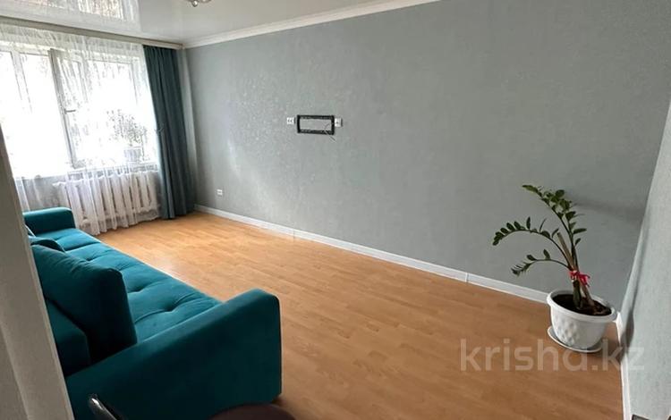 3-комнатная квартира, 65 м², 8/10 этаж помесячно, Проезджамбыла