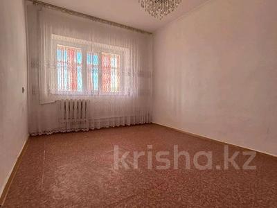 3-комнатная квартира · 60 м² · 2/5 этаж, Торайғыров 55 — Мкр. Акмаржан, Торайғыров - Қорқыт ата за 11.8 млн ₸ в 