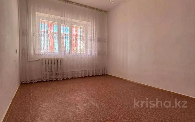 3-бөлмелі пәтер · 60 м² · 2/5 қабат, Торайғыров 55 — Мкр. Акмаржан, Торайғыров - Қорқыт ата, бағасы: 11.8 млн ₸ в  — фото 2