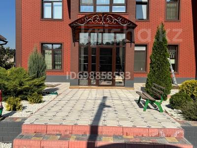 Жеке үй · 6 бөлмелер · 600 м² · 26 сот., Коттеджный городок Теремки, бағасы: 500 млн 〒 в Каскелене